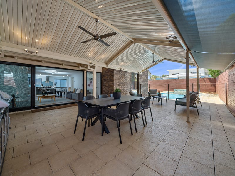 4 Ruthven Place, Duncraig, WA 6023 Property Details