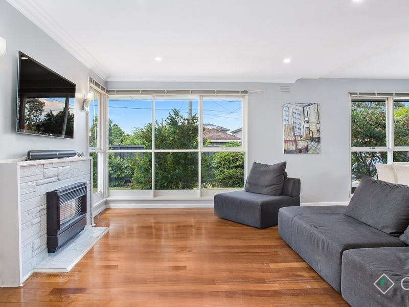 33 Merton Close, Cheltenham, Vic 3192 Property Details