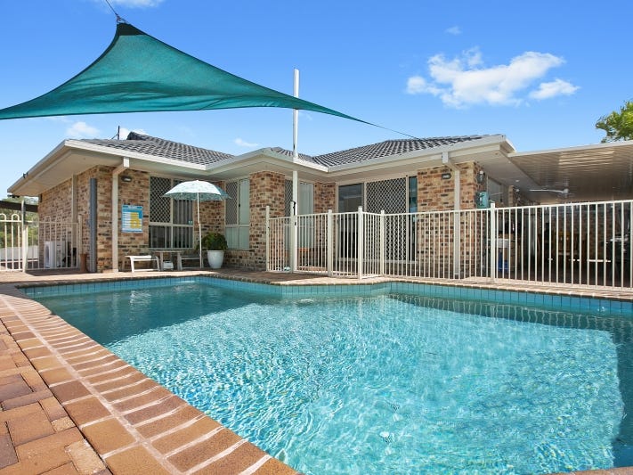 18 Clubhouse Drive, Arundel, Qld 4214 Property Details