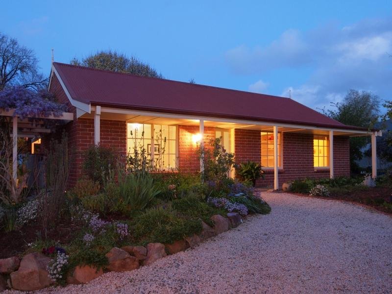 10 John Street Oakbank Sa 5243 10 John Street Oakbank Sa 5243