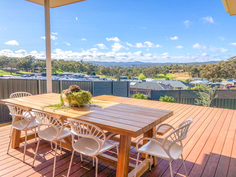 9 Mckenzie Way, Mckenzie Hill, VIC 3451