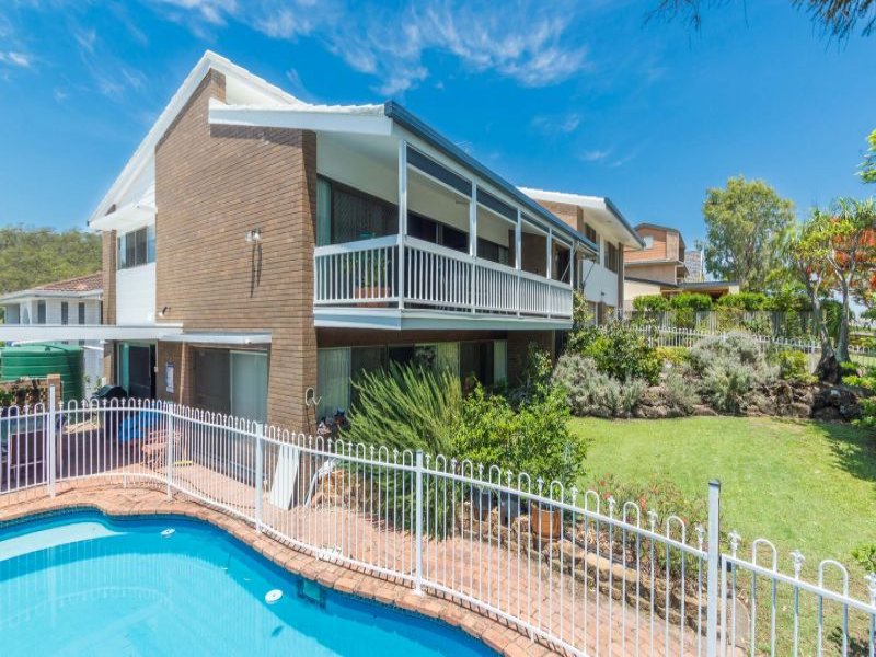 2 Pavo Street, Camp Hill, QLD 4152