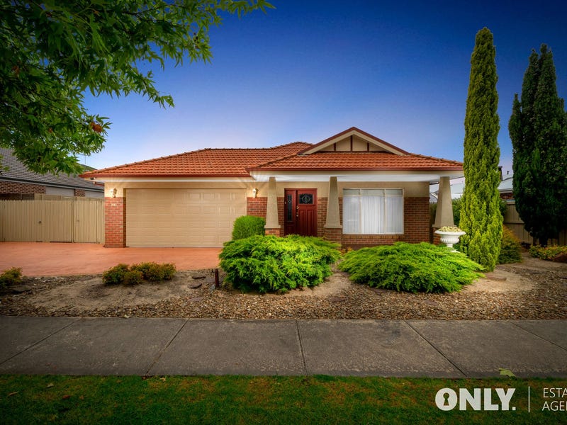86 Livingstone Boulevard, Pakenham, Vic 3810 Property Details