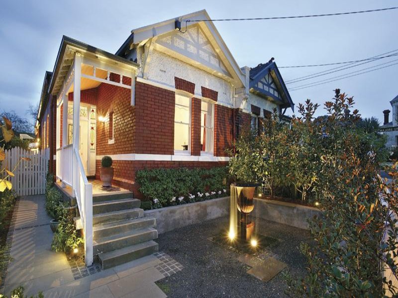 17 Yarra Grove, Hawthorn, Vic 3122 Property Details