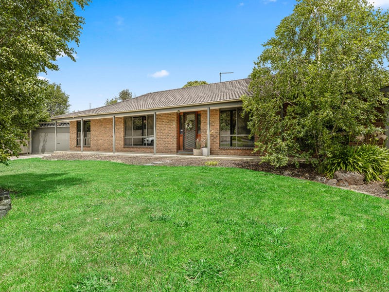 6 Benson Close, Vic 3356 House for Sale