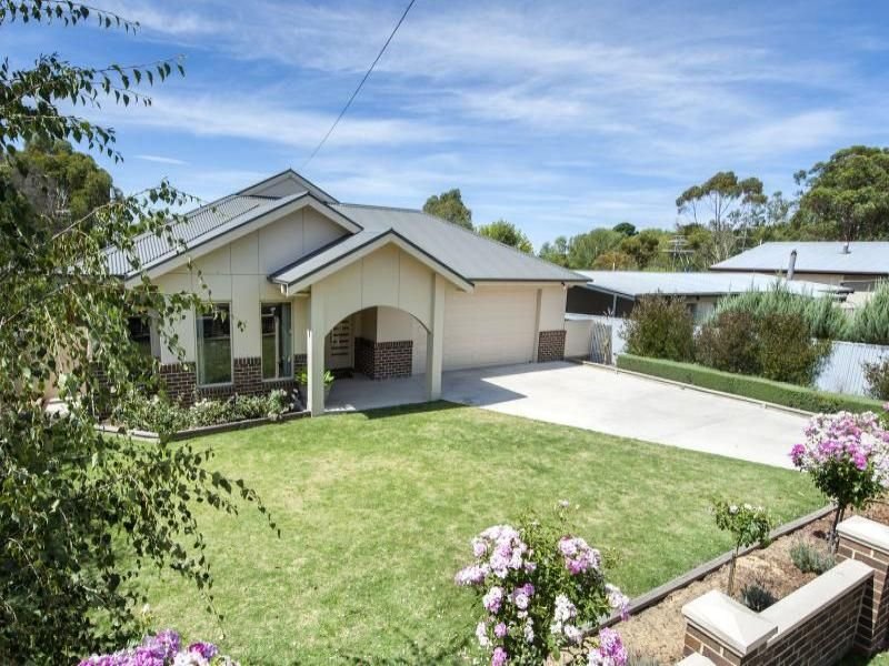 14 Jenner Street, Birregurra, Vic 3242 Property Details