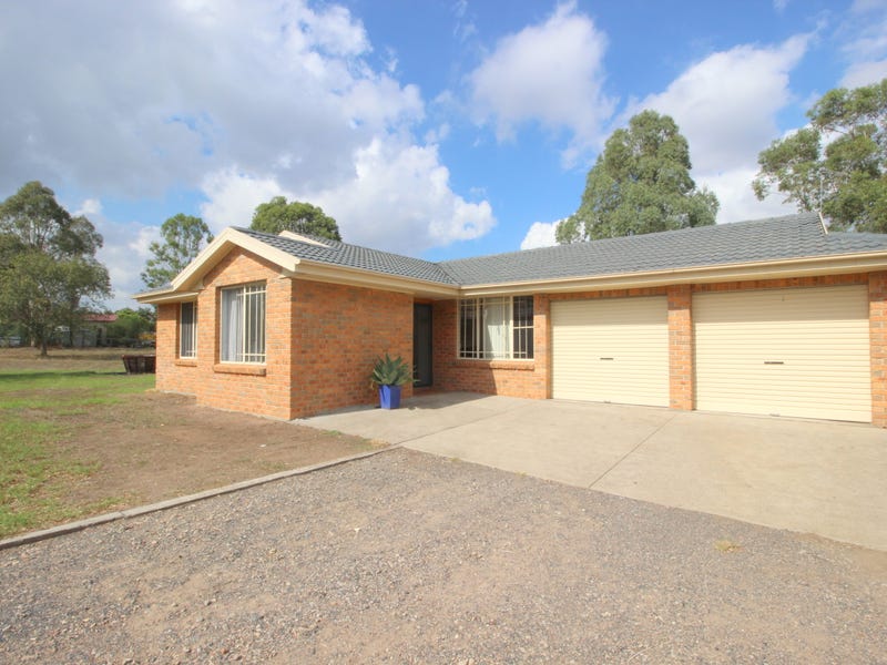 98 Barton St, Scone, NSW 2337 Property Details