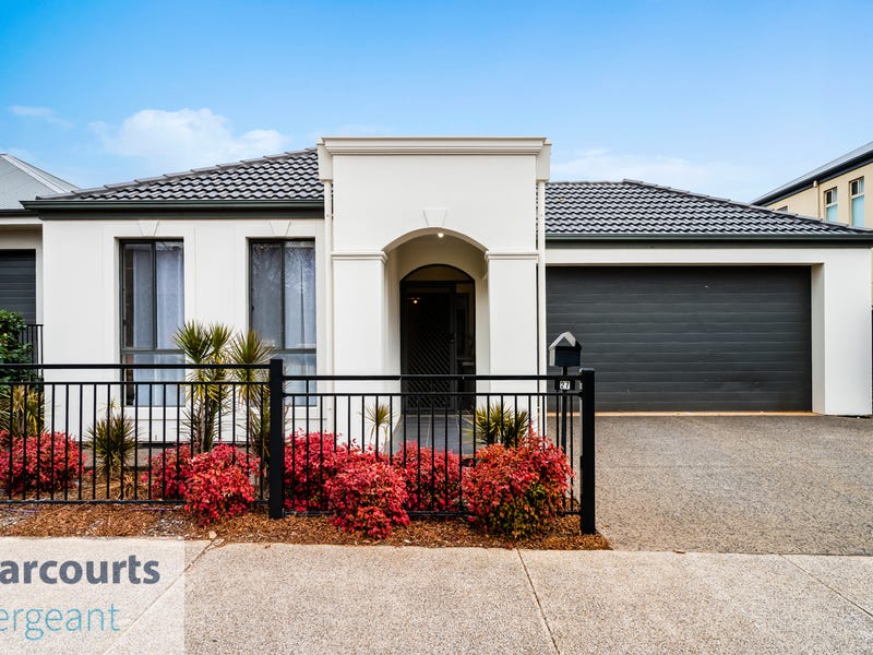 27 Hayfield Avenue, Blakeview, SA 5114 Property Details