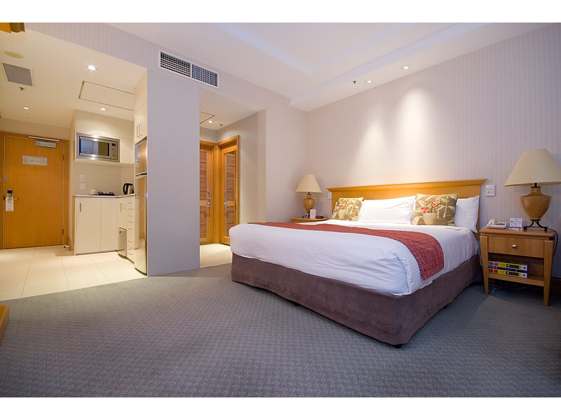 2003/2801 Gold Coast Highway, Broadbeach, Qld 4218 Property Details