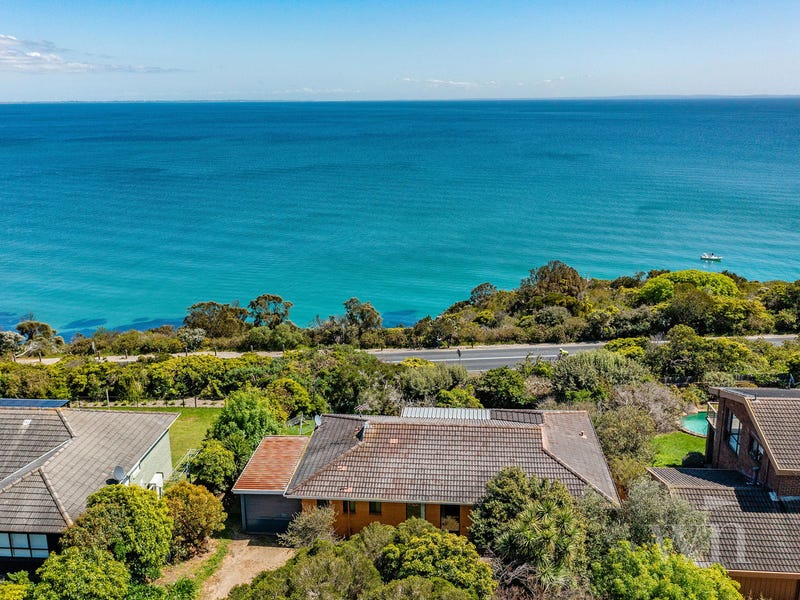 7 Two Bays Cres, Mount Martha, VIC 3934