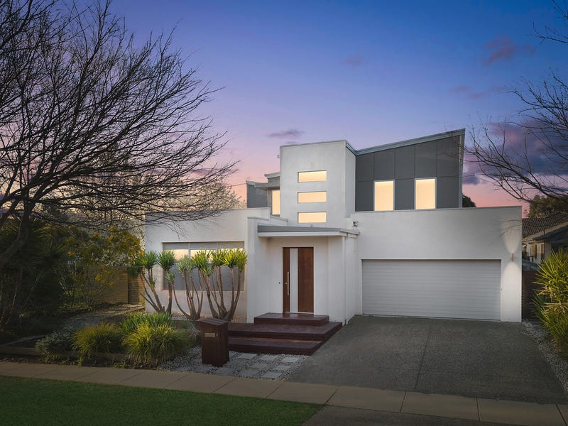 17 Bungle Bungle Cres, Harrison, ACT 2914