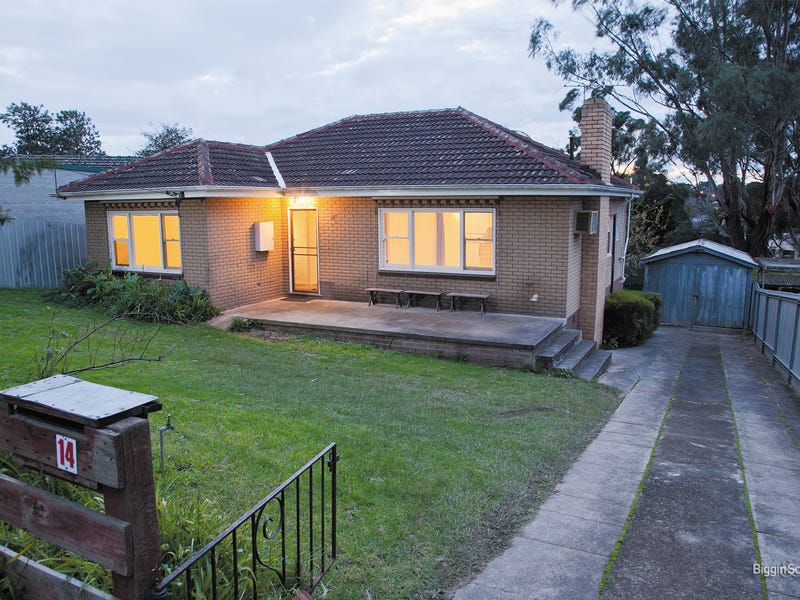 14 Blackwood Park Road, Ferntree Gully, Vic 3156
