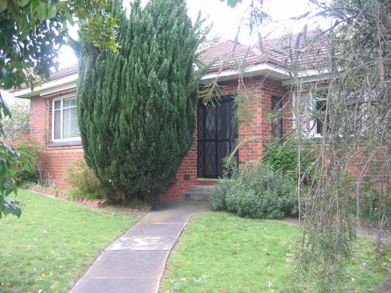 52 Cummins Road, Brighton East, VIC 3187
