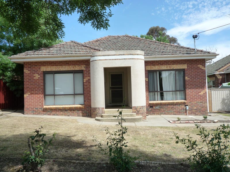 32 Ellis Street, Flora Hill, Vic 3550