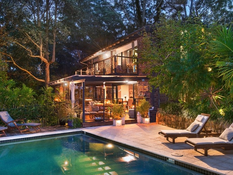 12 Dennis Avenue, Wahroonga, NSW 2076 Property Details