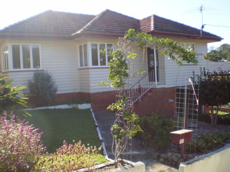 17 Carroll Street, Bardon, QLD 4065