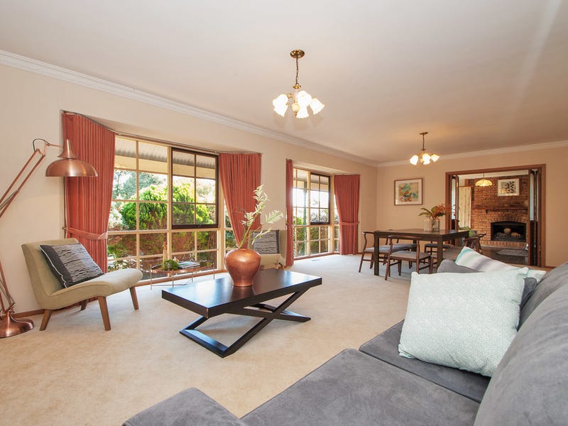 46 ALPINE WAY, Kilsyth, Vic 3137 Property Details