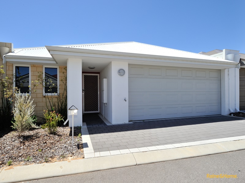 7 Gaffin Way, Kwinana Town Centre, WA 6167 House for Sale
