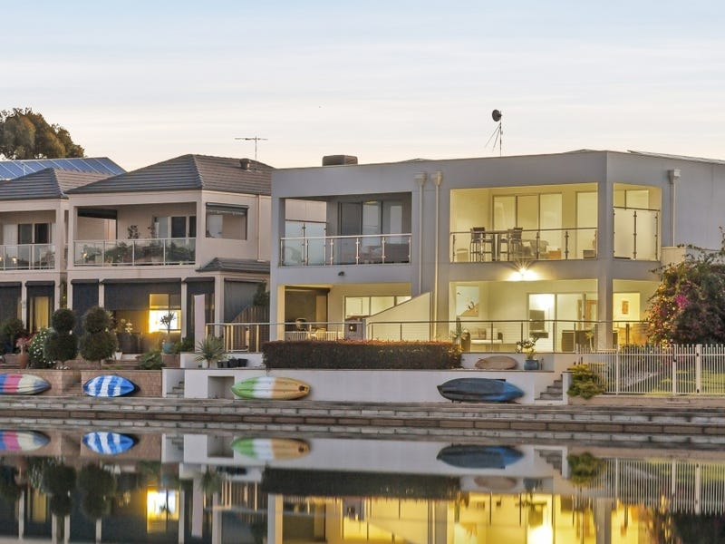 Houses for Sale in West Lakes, SA 5021