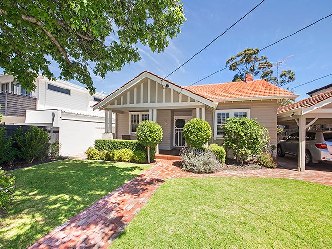 55 Earlsfield Road, Hampton, VIC 3188