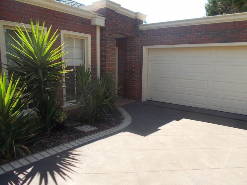 3/8 Milburn Street, Keilor, VIC 3036