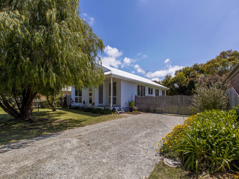 5 Ripple Drive, Inverloch, VIC 3996
