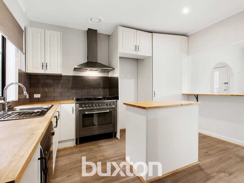 4 Genoa Avenue, Bonbeach, VIC 3196