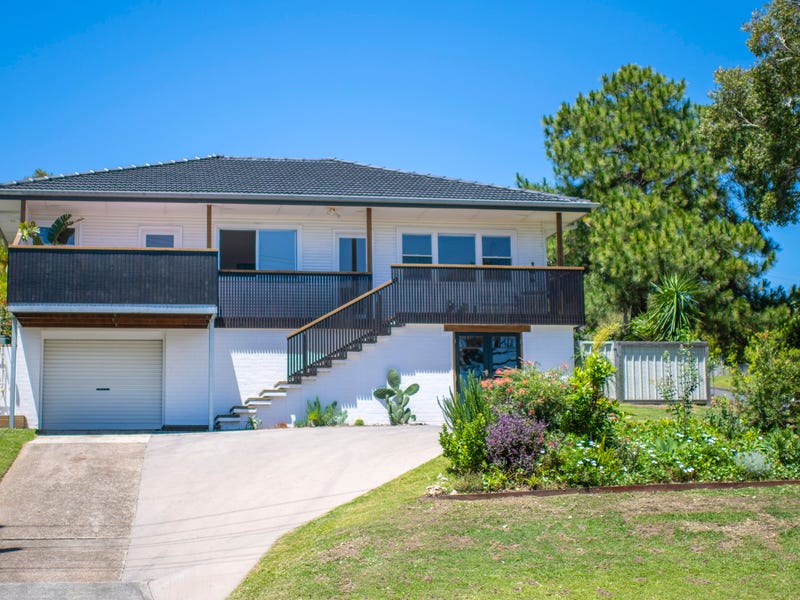 72 Strand Street, Forster, NSW 2428