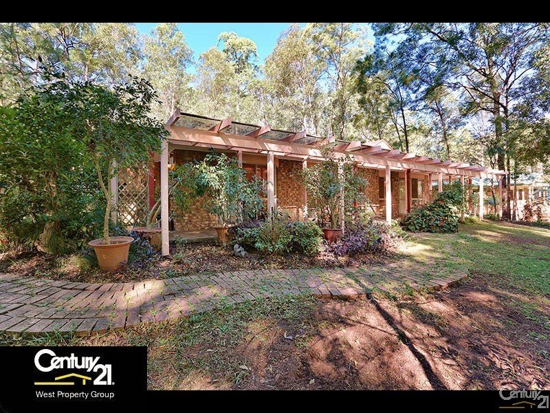42 Bloodwood Lane, Cashmere, Qld 4500 Property Details
