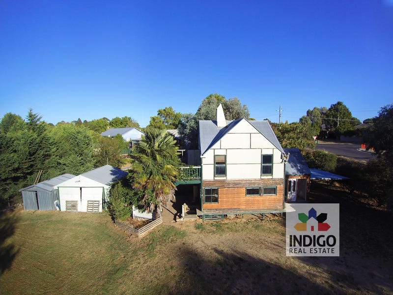 2 Elgin Road, Beechworth, Vic 3747 Property Details