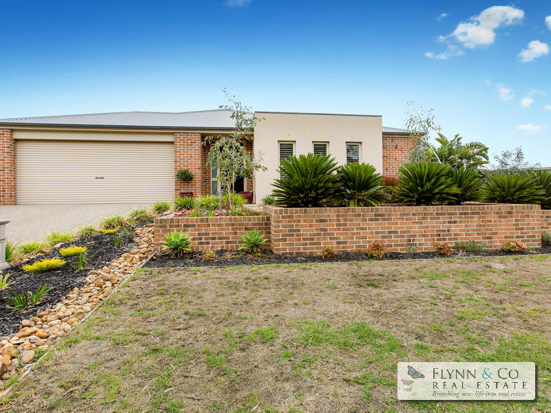 3 Parkedge Circuit, Rosebud, Vic 3939 Property Details