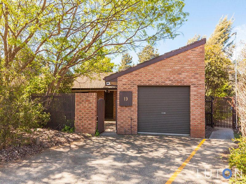19/21 CossingtonSmith Crescent, Lyneham, ACT 2602 Property Details