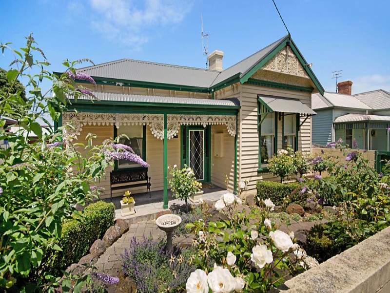 9 Campbell Street Port Fairy Vic 3284 Property Details