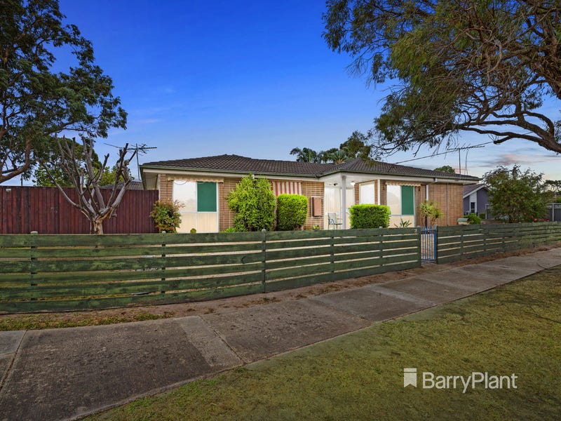 71 Robertson Drive, Mornington, Vic 3931 Property Details