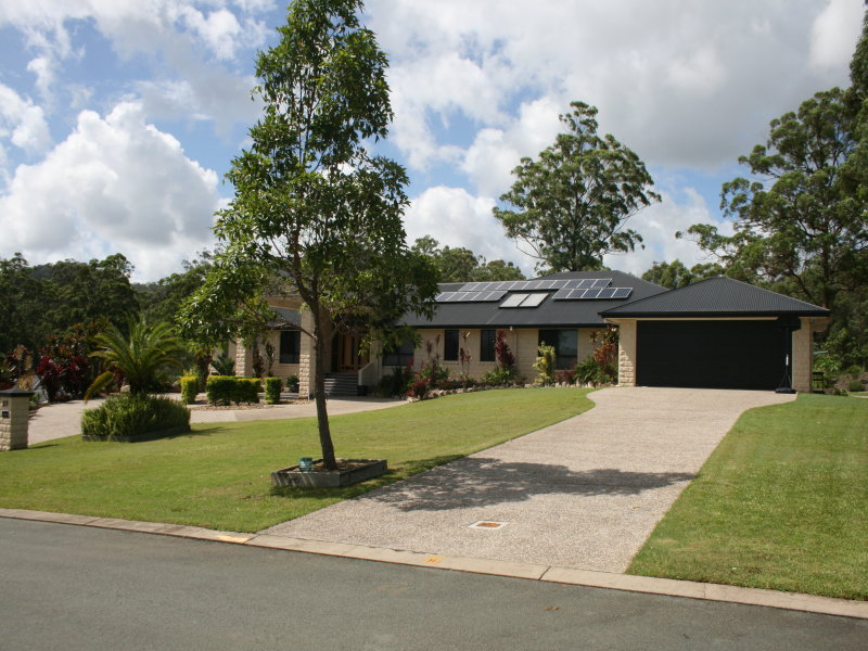 37 Howard Hughes Court, Maudsland, QLD 4210