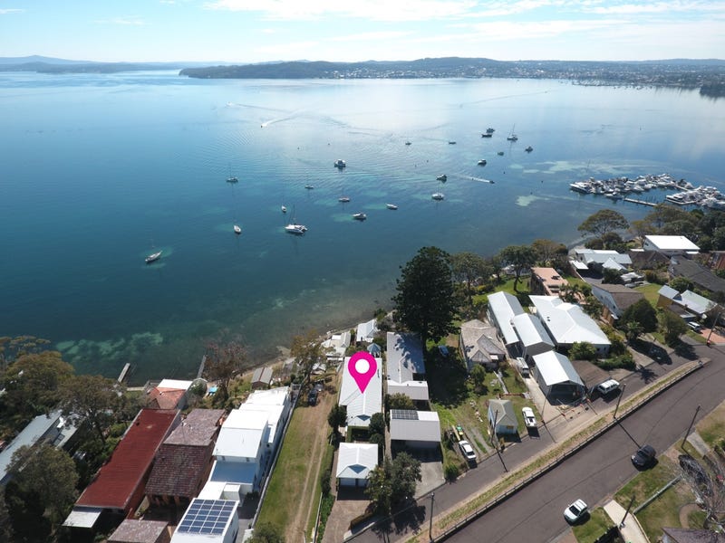 151 Marks Point Road, Marks Point, NSW 2280