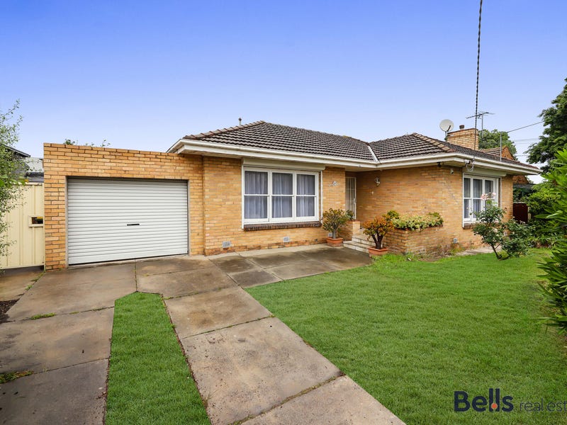 18 Hampshire Road, Sunshine, Vic 3020 Property Details