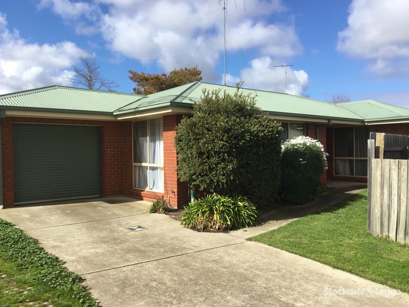 2/4 Broughton Drive, Highton, VIC 3216