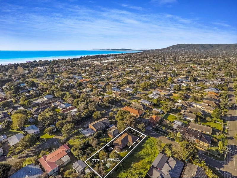 60 Whitehead Grove, Rosebud, Vic 3939 Property Details