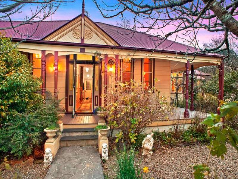 11 Blackheath Street, Leura, NSW 2780 Property Details