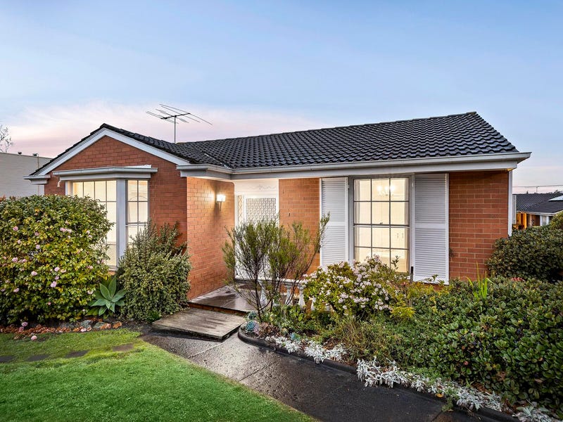 1/159 Maltravers Road, Ivanhoe, Vic 3079 Property Details