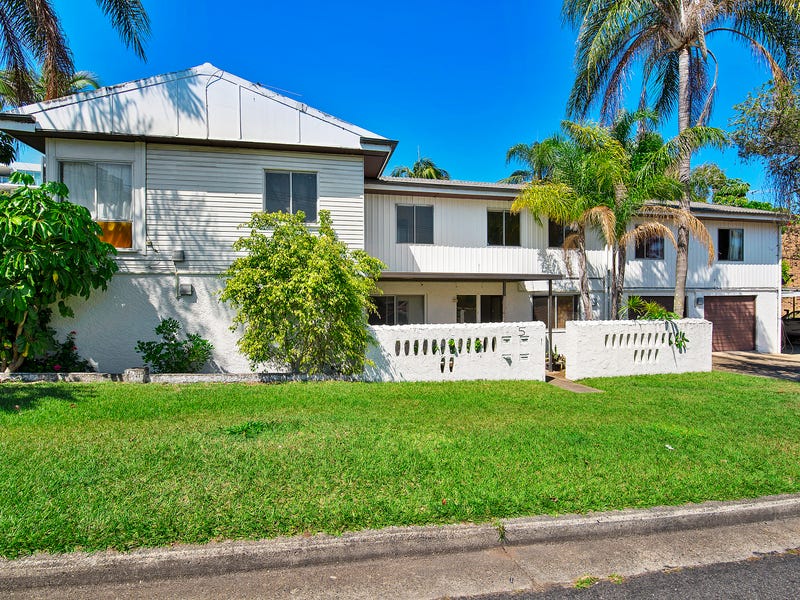 2/5 Ella Street, Redcliffe, QLD 4020
