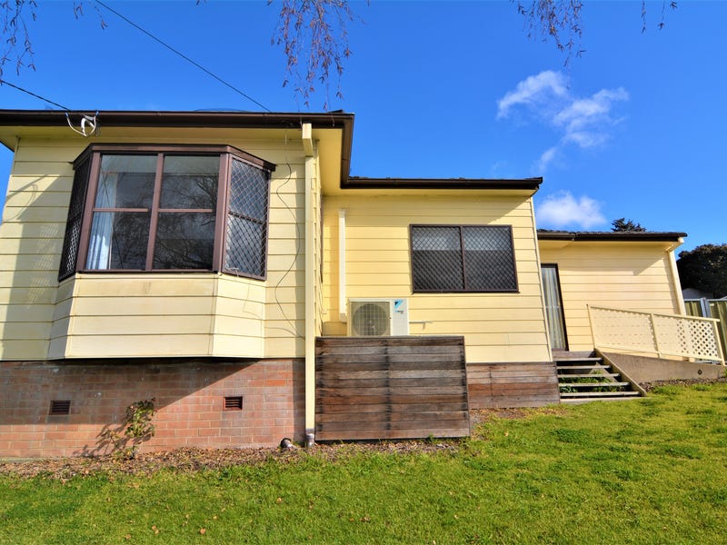 77 Musket Parade, Lithgow, NSW 2790