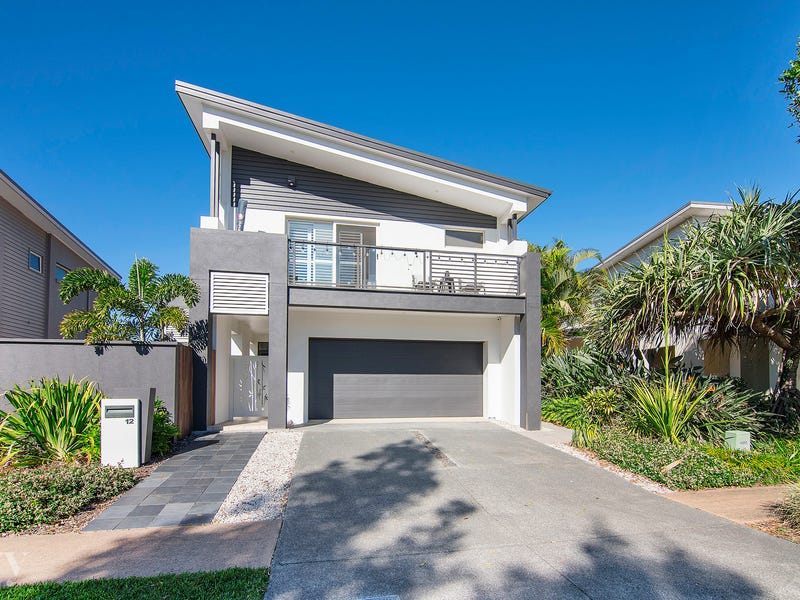 12 Cova Boulevard, Hope Island, QLD 4212