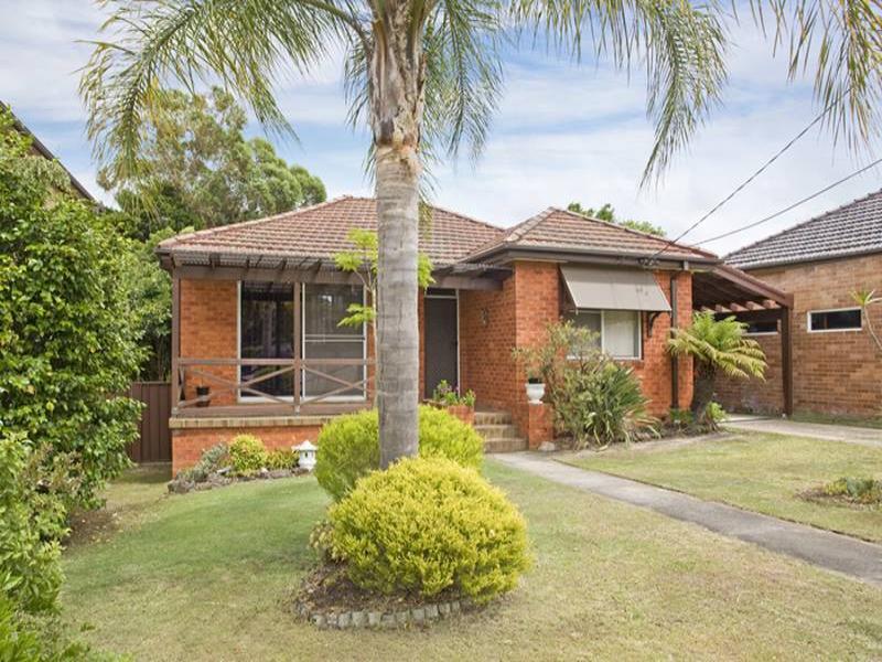 65 Lorraine Street, Peakhurst Heights, NSW 2210