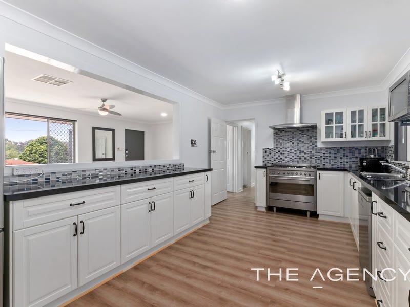 4 Glenwood Place, Helena Valley, WA 6056