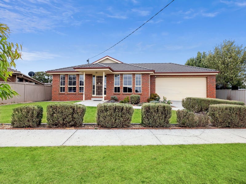 15 Warrina Drive, Vic 3356 House for Sale