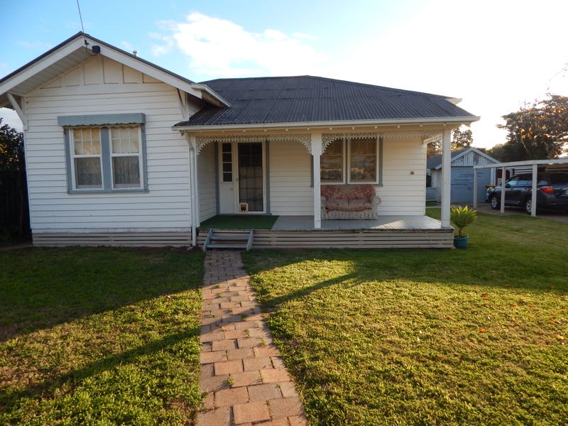 4 Keat Street, Kerang, Vic 3579 Property Details