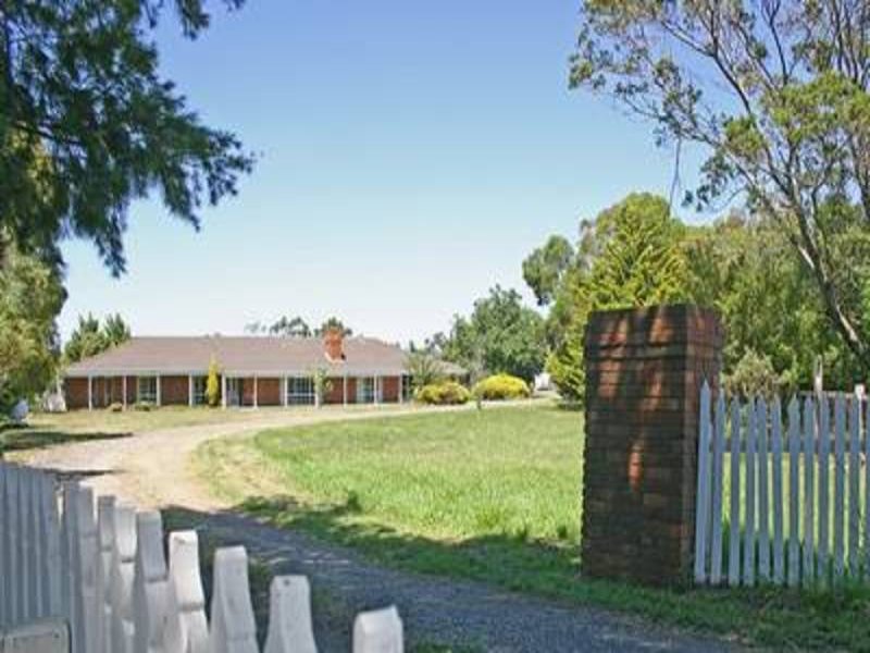 142 Kilmore Road, Gisborne, VIC 3437