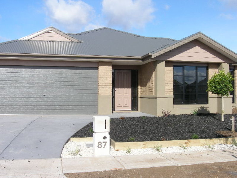 87 Juniper Avenue, Point Cook, VIC 3030